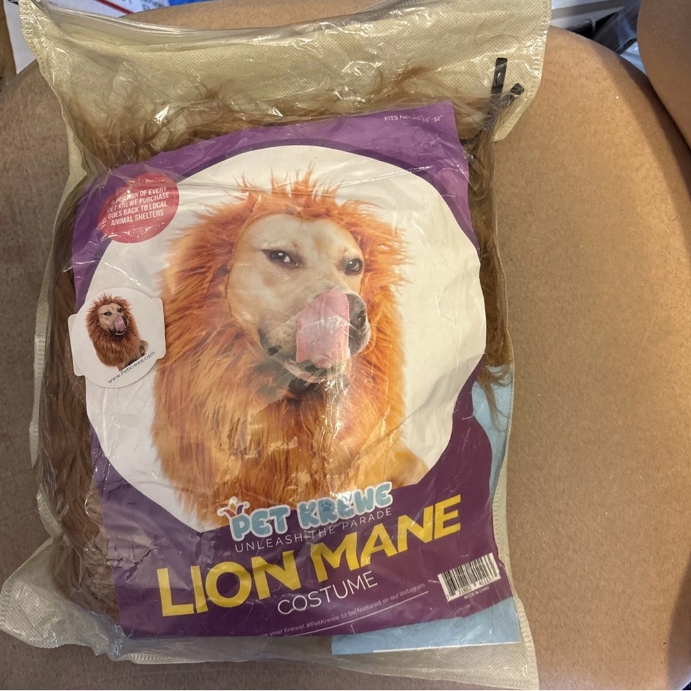 KREWE Lion Mane Pet Costume - Orange